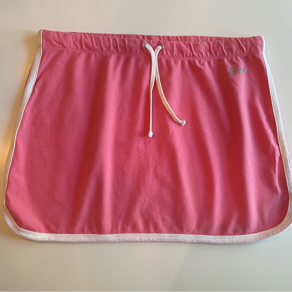 2000s Guess mini skirt with white trim